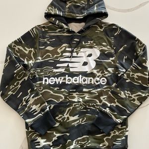 New without tags New Balance Hoodie ( sweatshirt ) Mens medium